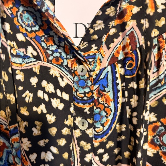 DR2 Multicolor Paisley Top - Picture 4 of 4